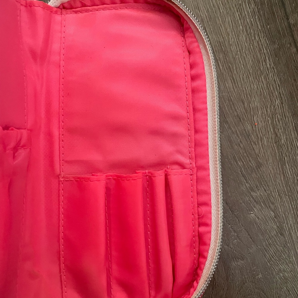 *LikeNew* RARE Victoria’s Secret Beauty Travel Makeup Brush Case - Picture 8 of 12